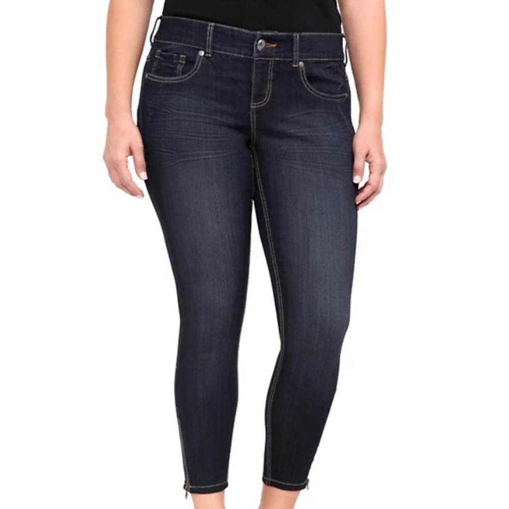 Torrid Stiletto Super Stretch Zipper Ankle Jegging